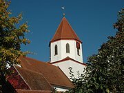 Blick auf die evangelische Dorfkirche St. Maria und Anna
